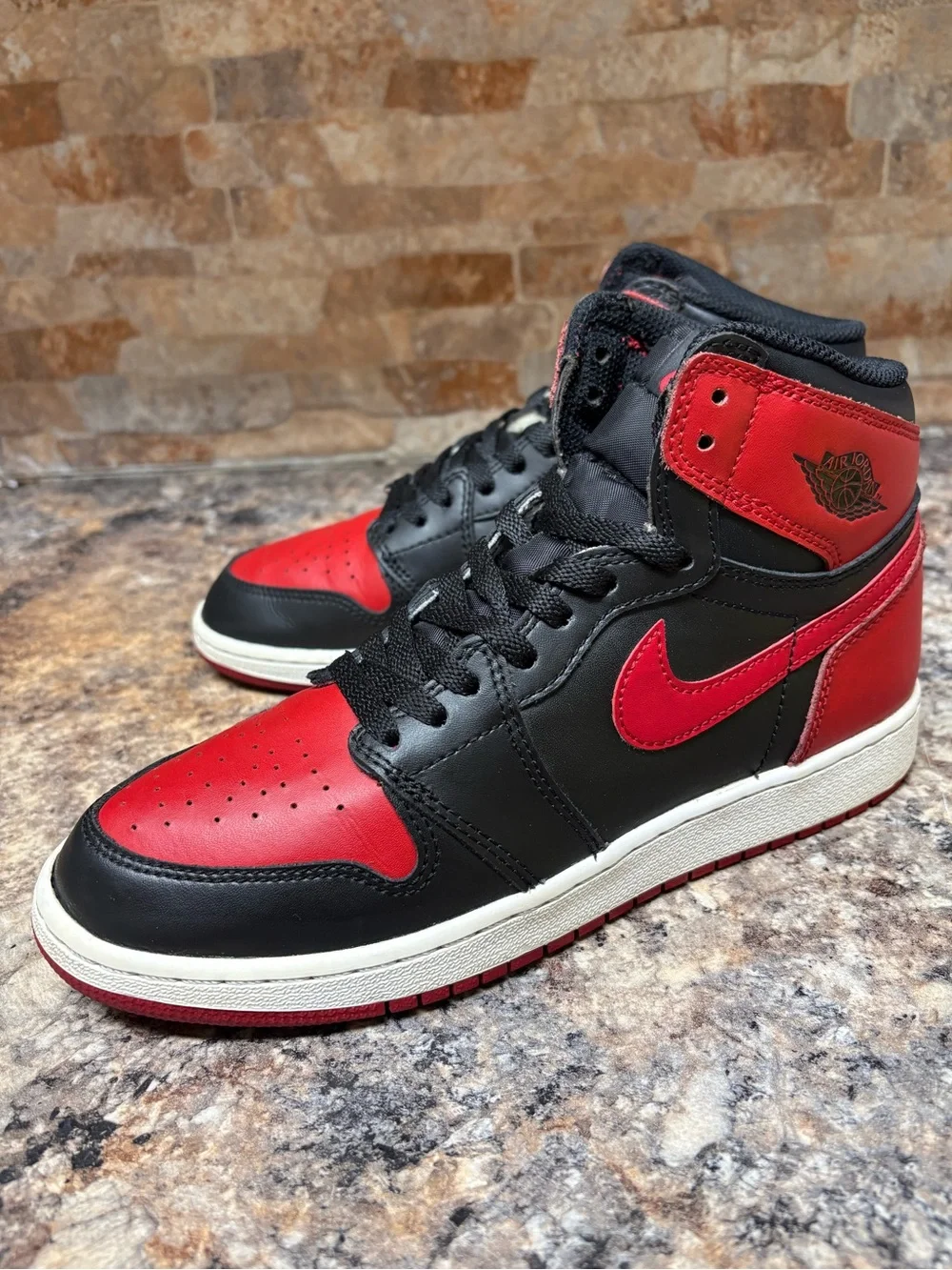 Nike Air Jordan 1 Retro Bred (2016) 575441-001 Size 6.5